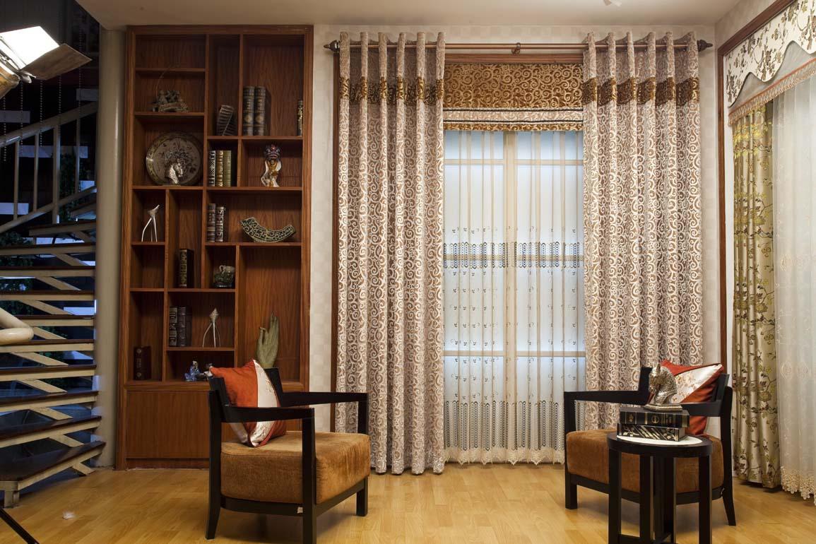巧用布藝窗簾改善室內居住環境